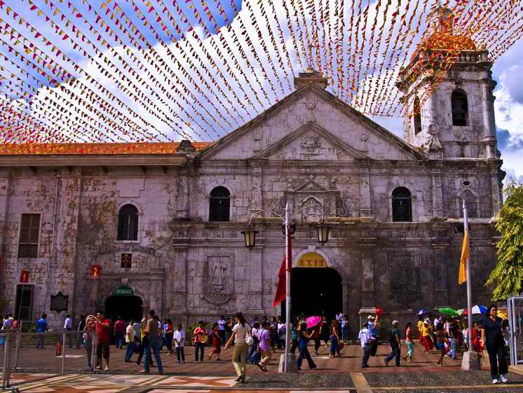 PHILIPPINEN REISEN BLOG - Basilica Minore Del Sto. Nino