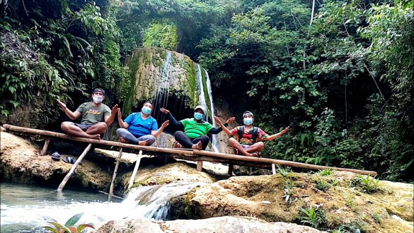 PHILIPPINEN BLOG - 3 atemberaubende Wasserfälle in Boston, Davao Oriental