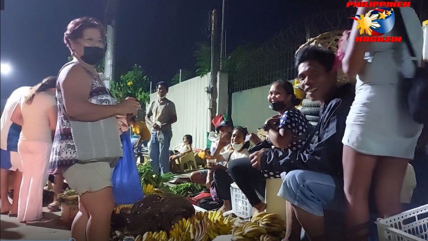 PHILIPPINEN BLOG - Bauernmarkt am Abend auf der Straße Foto von Sir Dieter Sokoll, KOR
