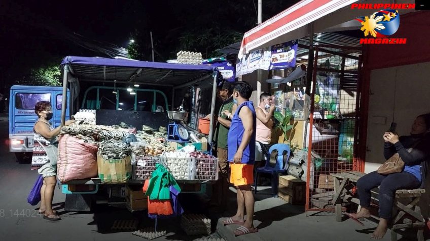 PHILIPPINEN BLOG - Bauernmarkt am Abend auf der Straße Foto von Sir Dieter Sokoll, KOR