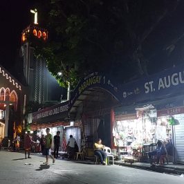 PHILIPPINEN BLOG - Die Lichter in und rund um die Kathedrale