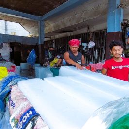 PHILIPPINEN BLOG - Bei den Eisblockhändlern