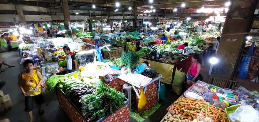 Gemüse und Obst auf dem Carmen Markt in Cagayan de Oro
