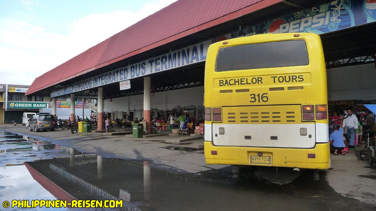 PHILIPPINEN REISEN - REISEBERICHTE - Busfahrt nach Lianga Foto von Sir Dieter Sokoll